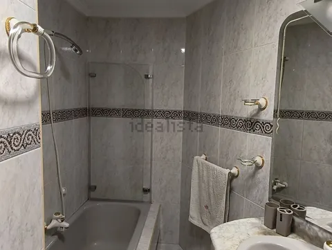 Habitació de lloguer, Lleó