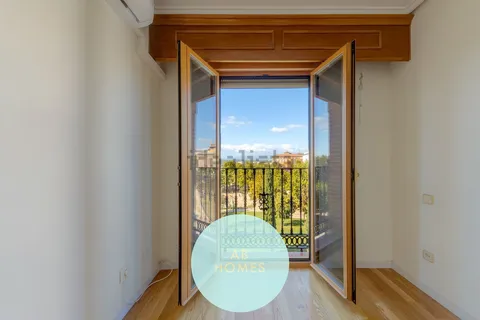 Flat 136 m² in Madrid
