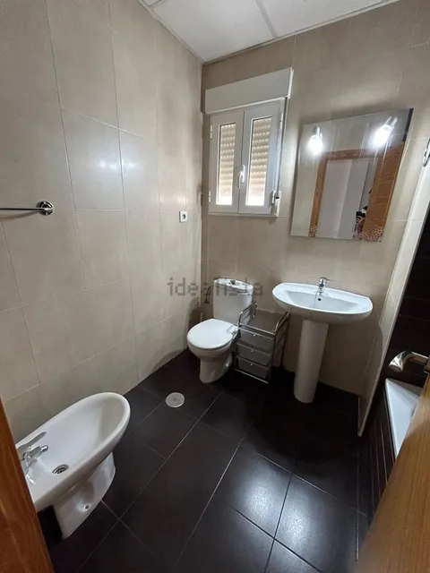 Pis de 80 m² a Còrdova
