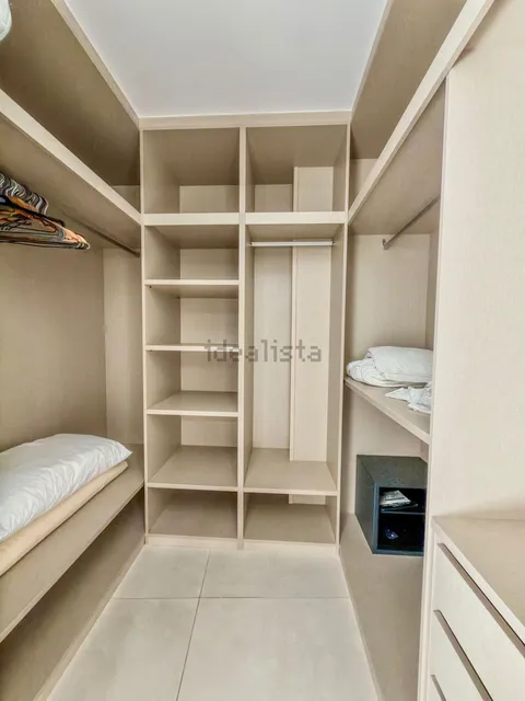 Appartamento 412 m² a Estepona