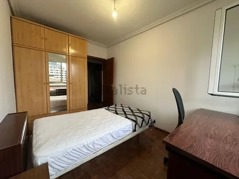 Pis de 130 m² a Pamplona