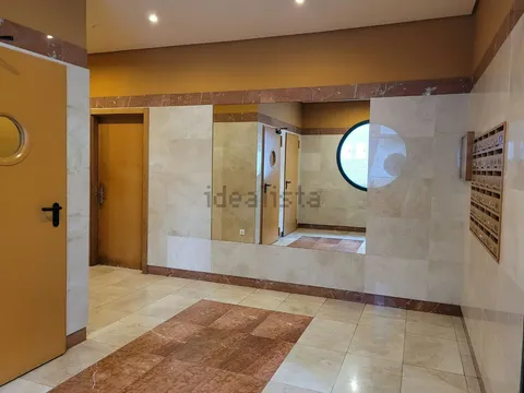 Pis de 77 m² a Gijón