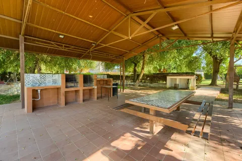 Casa de 188 m² a Carmona