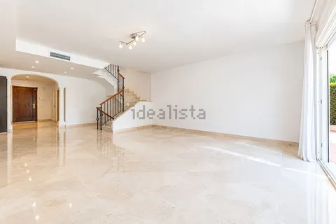 Casa de 417 m² en Benahavís (2/18)