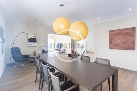 Haus 186 m² in Sant Cugat del Vallès