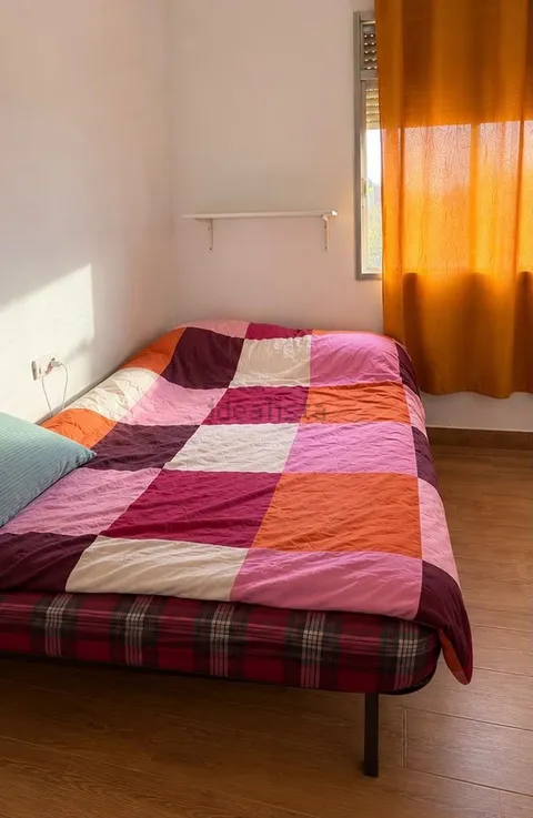 Habitación en alquiler, Valencia (2/3)