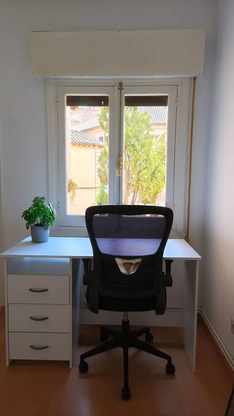 Stanza in affitto, Toledo (2/16)