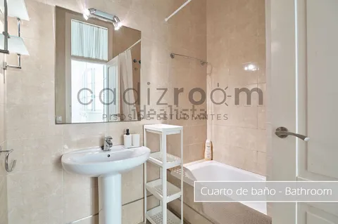 Habitació de lloguer, Cádiz