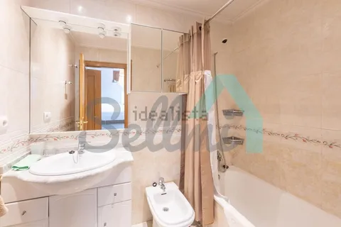 Flat 82 m² in Oviedo