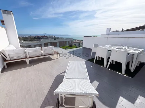 Piso de 135 m² en Santa Pola