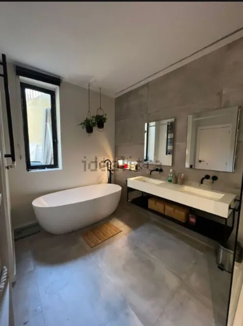 Wohnung 130 m² in Barcelona