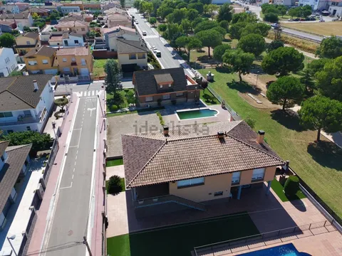 Casa 395 m² a Vilamalla