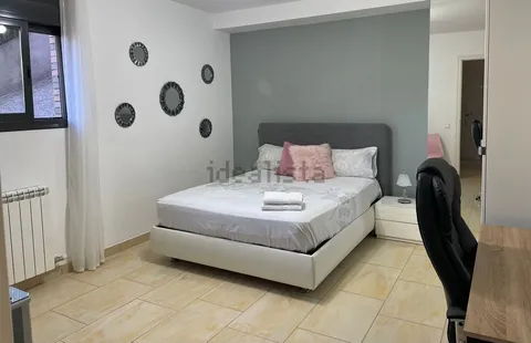 Chambre à louer, Sant Fost de Campsentelles