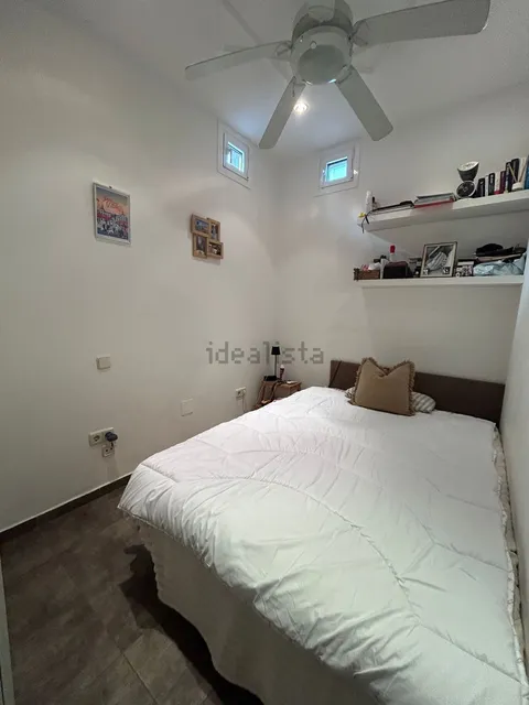 Room for rent, Madrid (2/5)