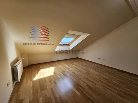 Pis de 147 m² a Ourense