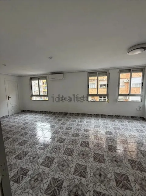 Pis de 75 m² a València