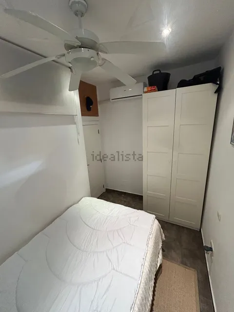Room for rent, Madrid (3/5)
