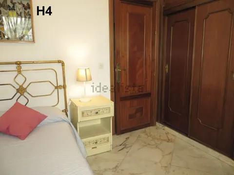Room for rent, Seville