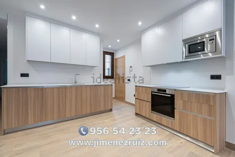 Pis de 77 m² a El Puerto de Santa María (4/7)