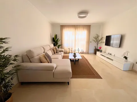 Flat 172 m² in Estepona