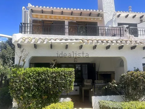 Casa de 110 m² a Oriola