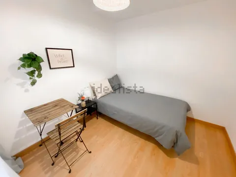 Habitació de lloguer, Paterna