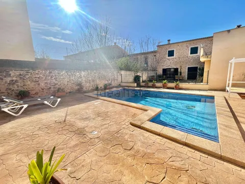 Casa de 140 m² a Santa Maria del Camí
