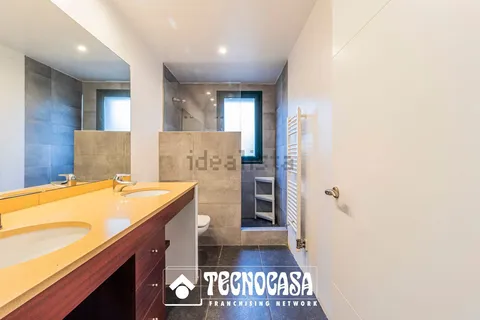 Будинок 471 м² у Sant Cugat del Vallès