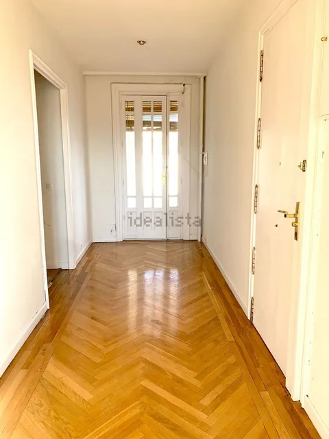 Wohnung 211 m² in Madrid