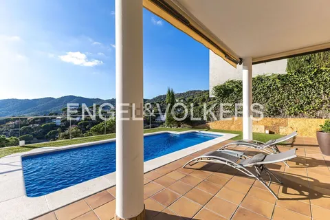 Casa de 241 m² a Cabrils (4/70)