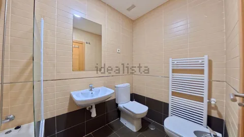Habitació de lloguer, Alovera