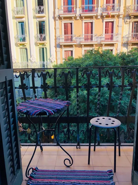 Room for rent, Barcelona