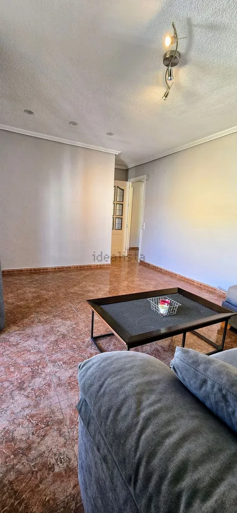 Pis de 70 m² a Còrdova