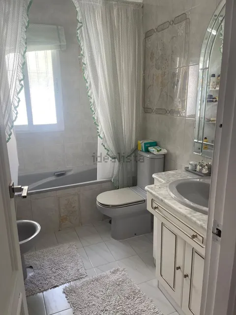 Habitació de lloguer, Benalmádena