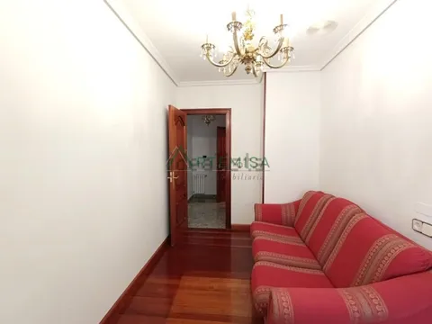 Pis de 90 m² a Ferrol