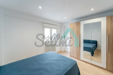 Pis de 104 m² a Oviedo