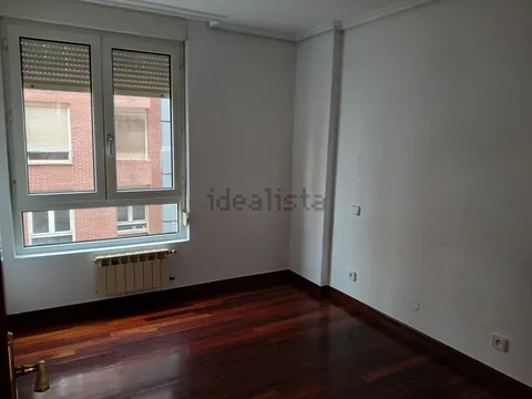 Piso de 70 m² en Santander