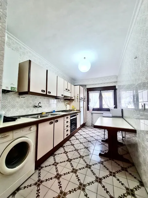 Pis de 98 m² a Gijón