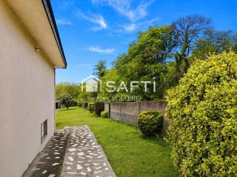Casa de 345 m² a Vigo