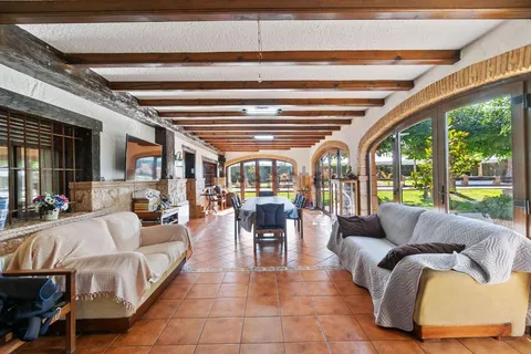 Casa de 395 m² a Onil