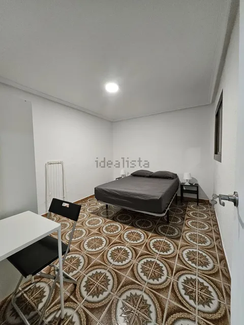 Chambre à louer, Canovelles