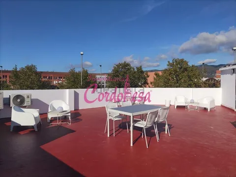 Pis de 50 m² a Còrdova