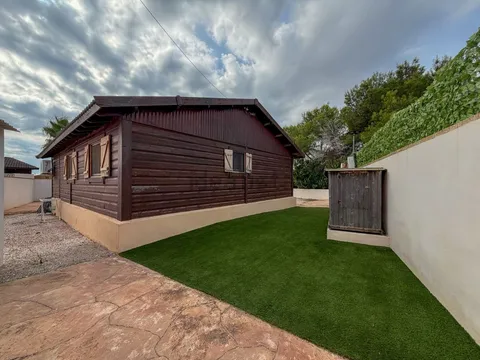 Casa de 80 m² a Oriola