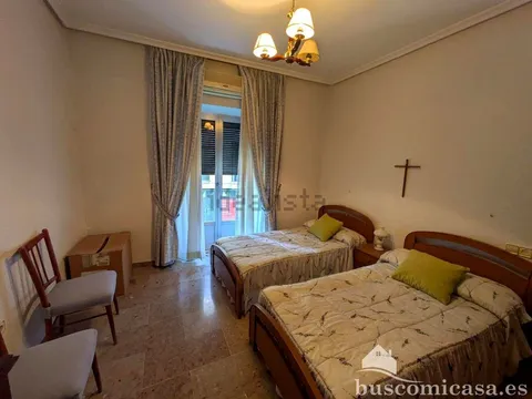Wohnung 132 m² in Linares