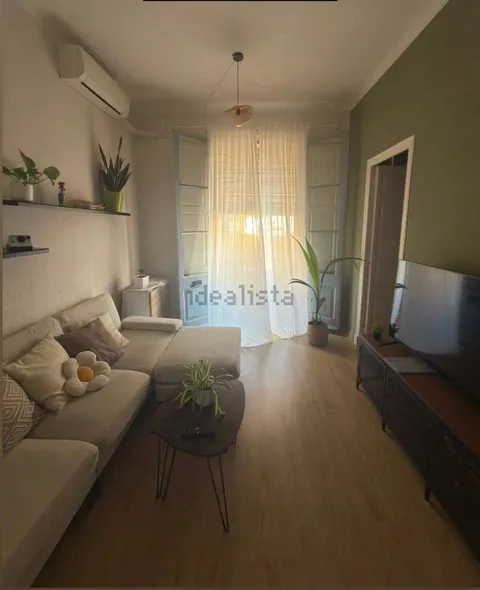 Habitació de lloguer, Barcelona (3/6)