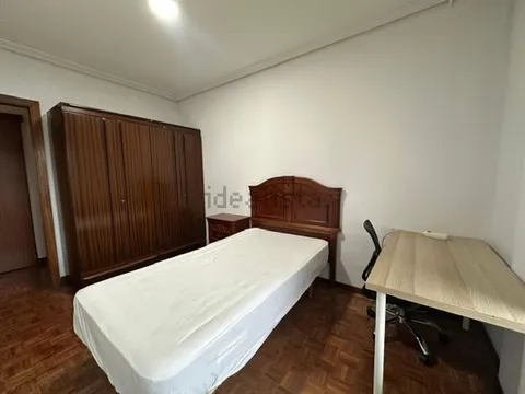 Pis de 130 m² a Pamplona