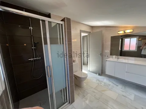 Casa de 215 m² a Estepona
