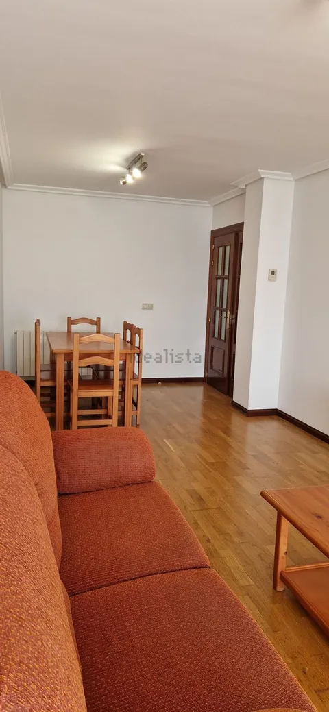 Pis de 70 m² a Àvila