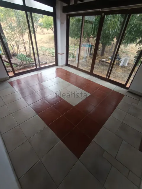 Haus 650 m² in Coín