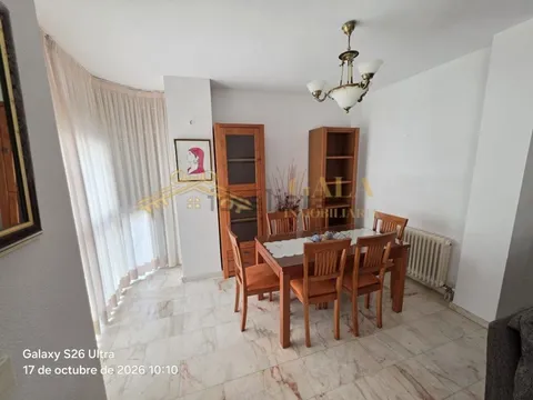 Pis de 87 m² a Cáceres